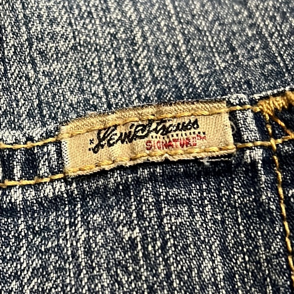 Levi Strauss stretch low rise bootcut MISSES 12M lived in blue jeans - Picture 5 of 9